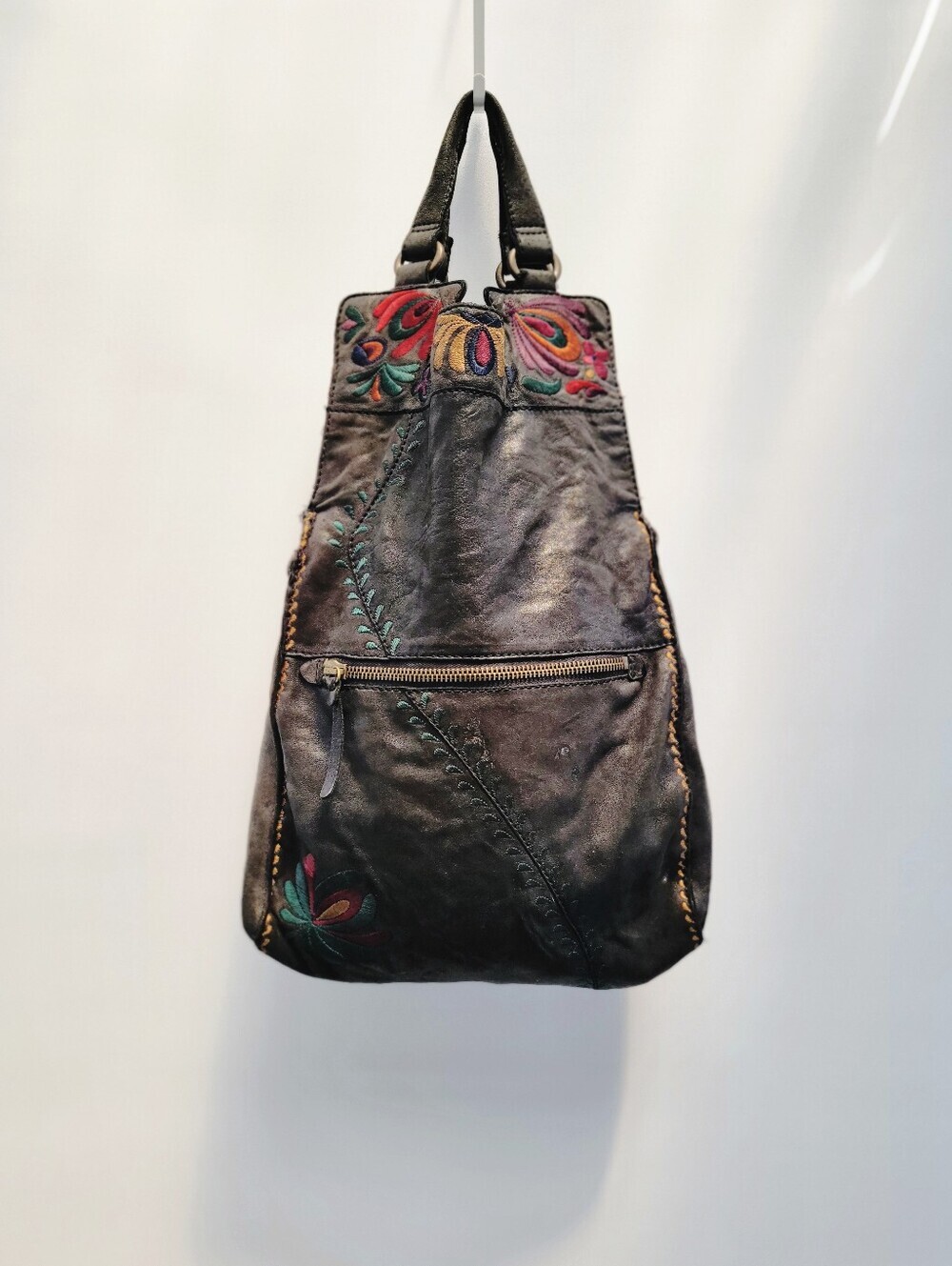 Lucky Brand Abbey Road Vintage Black Leather Hobo Bag Boho Embroidered Festival - Picture 4 of 15